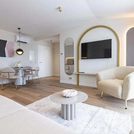 Exlusive M -baska Voda Baska Voda