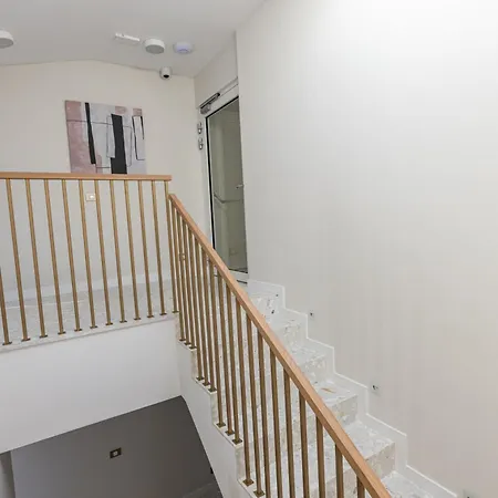 Exlusive M -baska Voda Apartment *