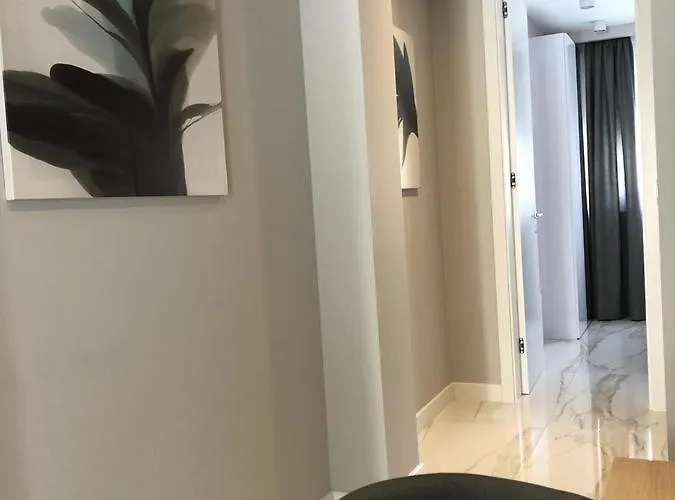 Exlusive M -baska Voda * 巴什卡沃达