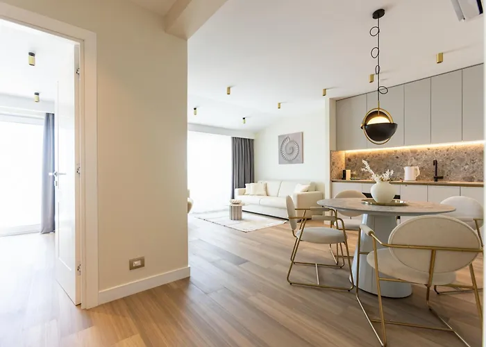 Exlusive M -baska Voda * 巴什卡沃达