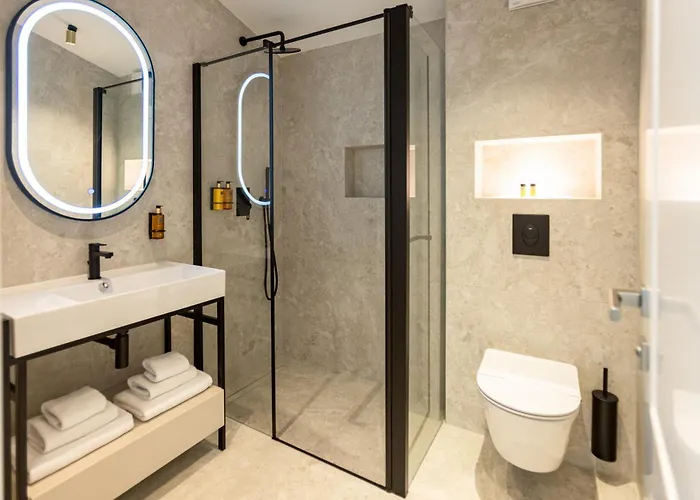 Exlusive M -baska Voda 公寓 *