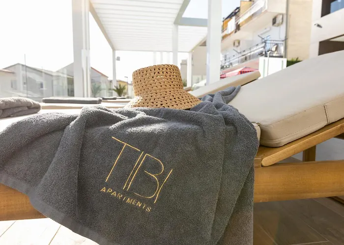 Exlusive M -baska Voda