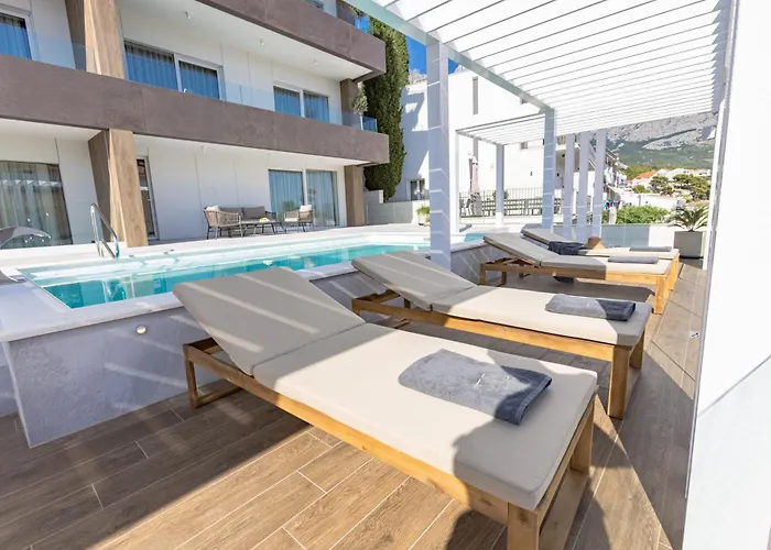 Exlusive M -baska Voda 公寓 巴什卡沃达